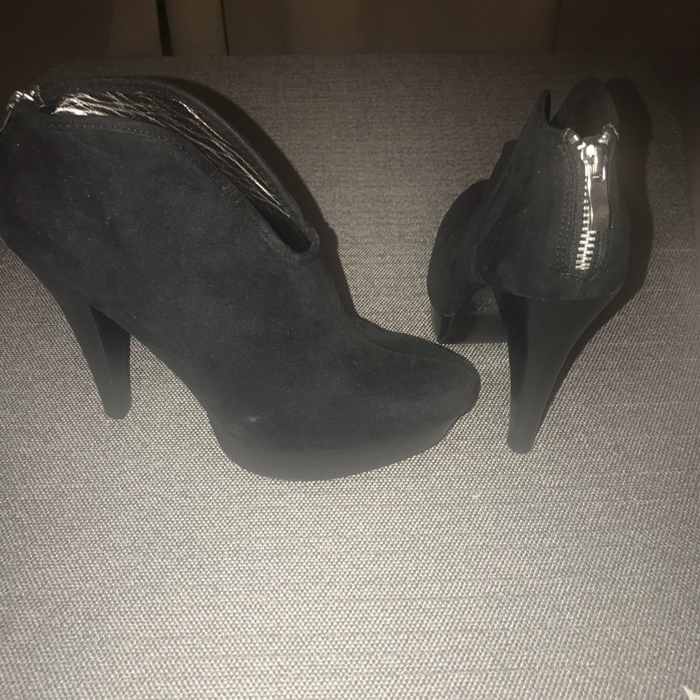 Black Bakers heels size 8.5
